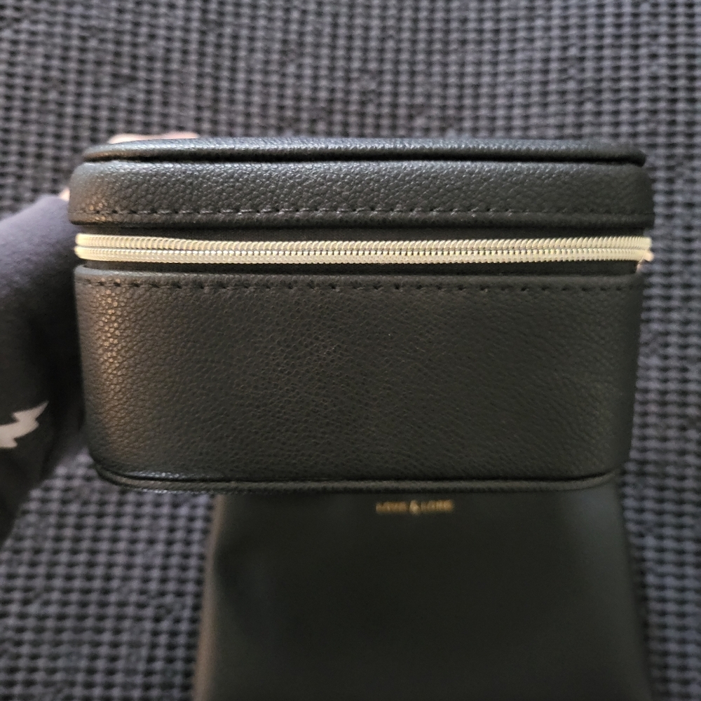 Jewelry Box With Pouch - Picture 4 of 10